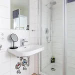 Limehome Bahnhofstrasse Apart Otel