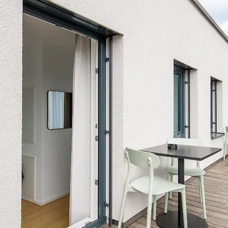 Limehome Bahnhofstrasse Apart Otel 3*