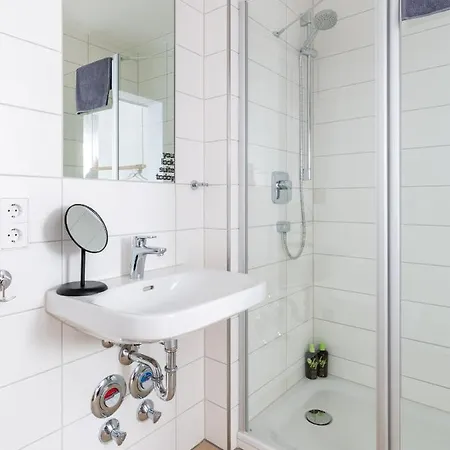 Aparthotel Limehome Bahnhofstrasse Passau