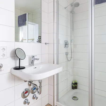 Limehome Bahnhofstrasse Aparthotel Passau