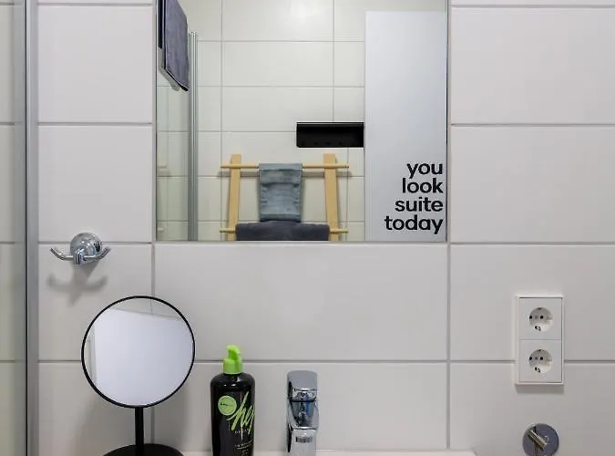 Ξενοδοχείο με διαμερίσματα Limehome Bahnhofstrasse 3*