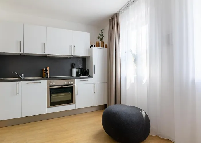 Limehome Bahnhofstrasse Aparthotel 3*