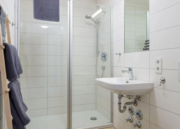 Limehome Bahnhofstrasse Aparthotel 3*